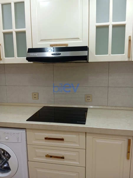 Aylıq Kirayə 2 otaqlı Yeni Tikili bina evi  90m², Bakı