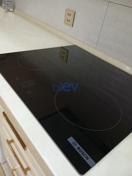 Aylıq Kirayə 2 otaqlı Yeni Tikili bina evi  90m², Bakı