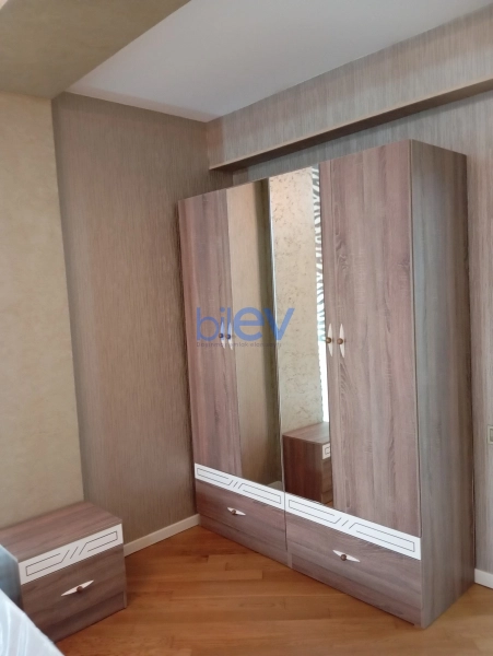Aylıq Kirayə 2 otaqlı Yeni Tikili bina evi  90m², Bakı
