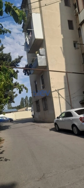 Satış 3 otaqlı Köhnə Tikili bina evi  60m², Bakı