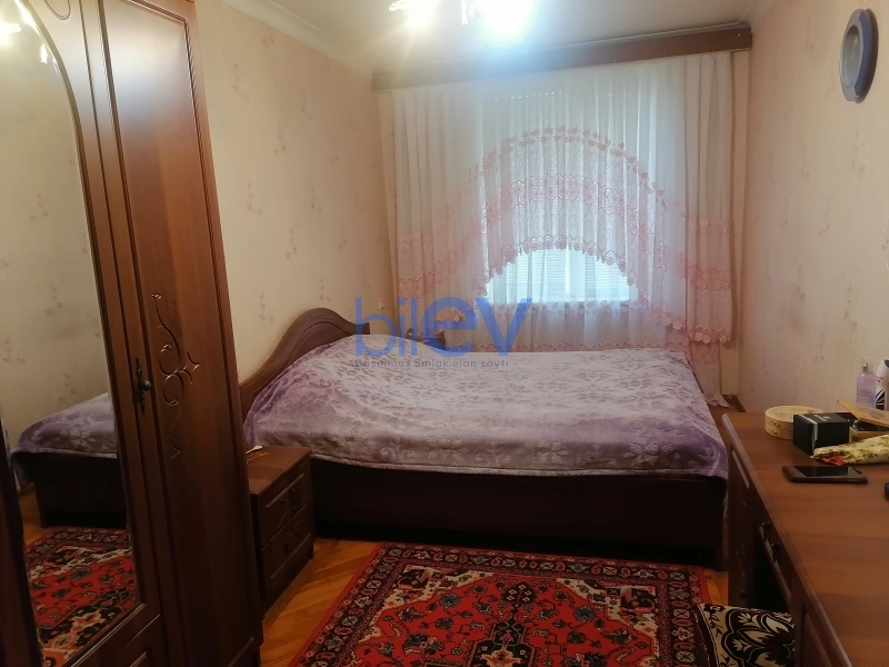 Satış 3 otaqlı Köhnə Tikili bina evi  80m², Bakı