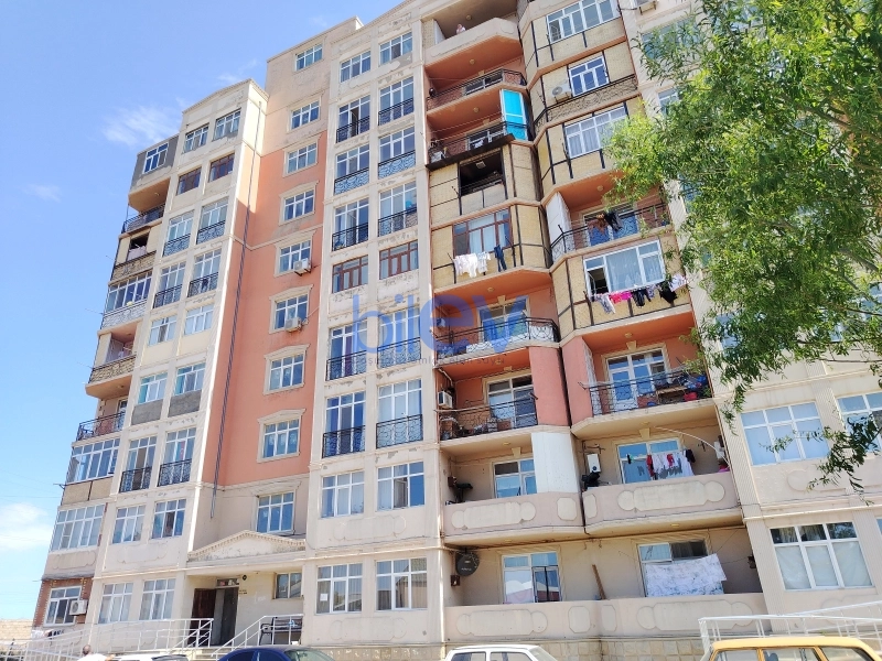 Satış 2 otaqlı Köhnə Tikili bina evi  82m², Bakı