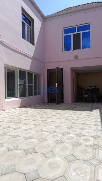 Satış 5 otaqlı Həyət evi  2000m², Bakı