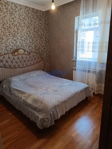 Satış 5 otaqlı Həyət evi  2000m², Bakı