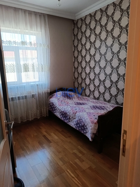Satış 5 otaqlı Həyət evi  2000m², Bakı