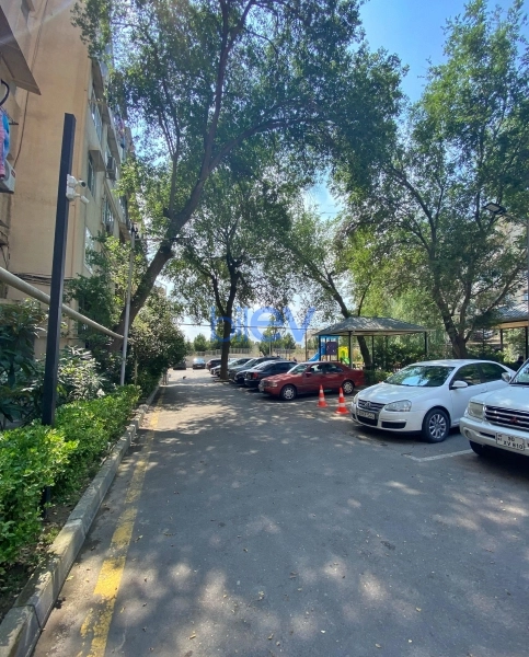 Satış 3 otaqlı Köhnə Tikili bina evi  56m², Bakı