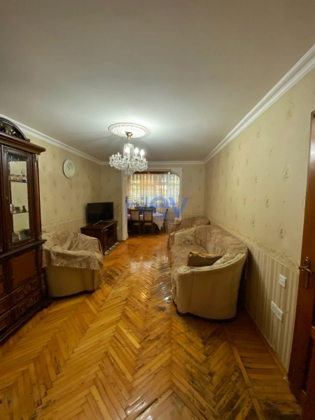Satış 3 otaqlı Köhnə Tikili bina evi  56m², Bakı