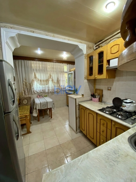 Satış 3 otaqlı Köhnə Tikili bina evi  56m², Bakı