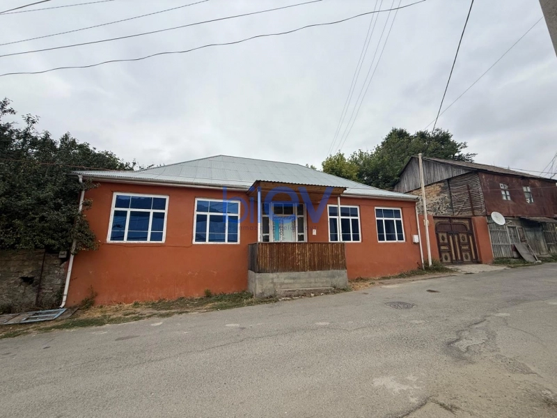 Satış 5 otaqlı Həyət evi  4m², Gədəbəy