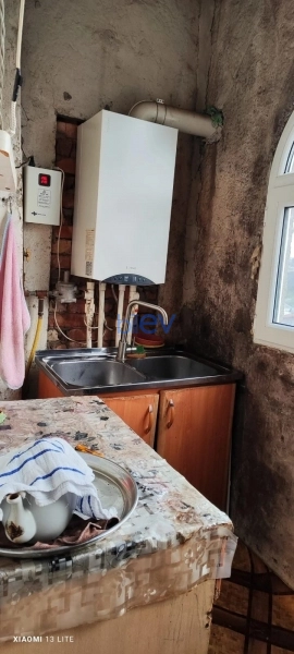 Satış 3 otaqlı Köhnə Tikili bina evi  70m², Bakı