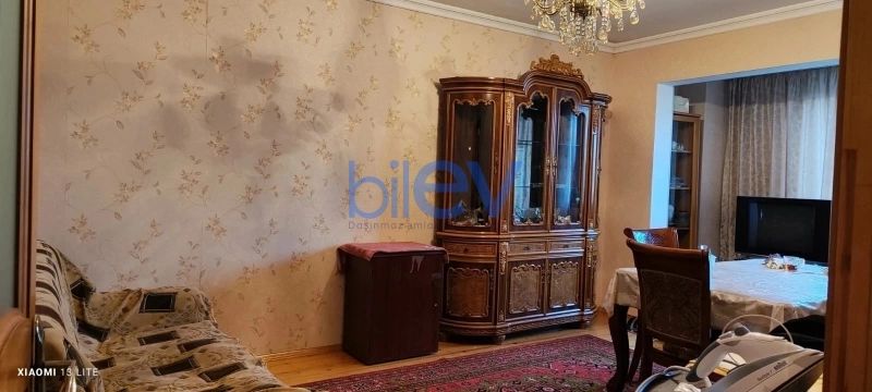 Satış 3 otaqlı Köhnə Tikili bina evi  70m², Bakı