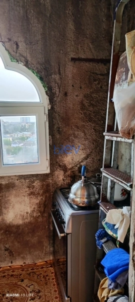 Satış 3 otaqlı Köhnə Tikili bina evi  70m², Bakı
