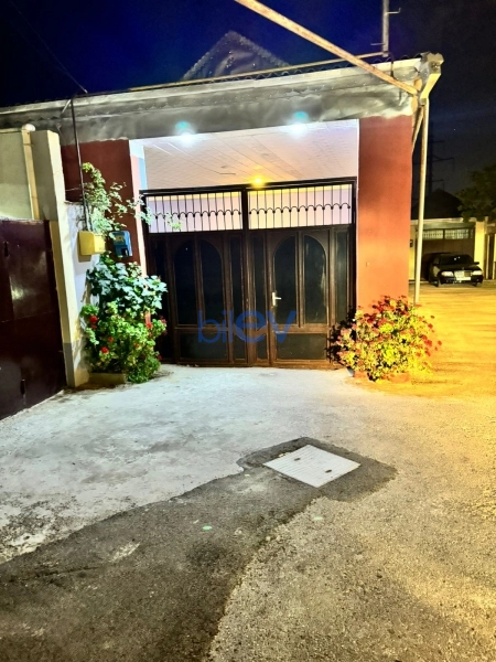 Satış 5 otaqlı Həyət evi  200m², Bakı