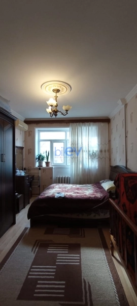 Satış 3 otaqlı Köhnə Tikili bina evi  75m², Bakı