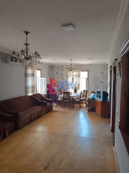 Satış 4 otaqlı Həyət evi  100m², Bakı
