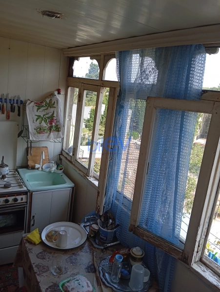 Satış 3 otaqlı Köhnə Tikili bina evi  48m², Qazax