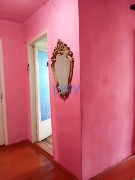 Satış 3 otaqlı Köhnə Tikili bina evi  48m², Qazax