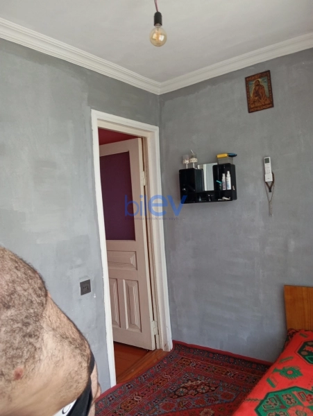Satış 3 otaqlı Köhnə Tikili bina evi  48m², Qazax