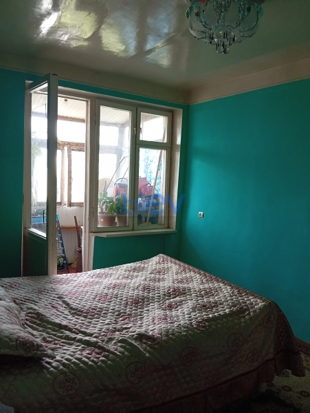 Satış 3 otaqlı Köhnə Tikili bina evi  48m², Qazax
