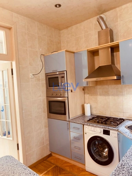 Satış 3 otaqlı Köhnə Tikili bina evi  78m², Bakı