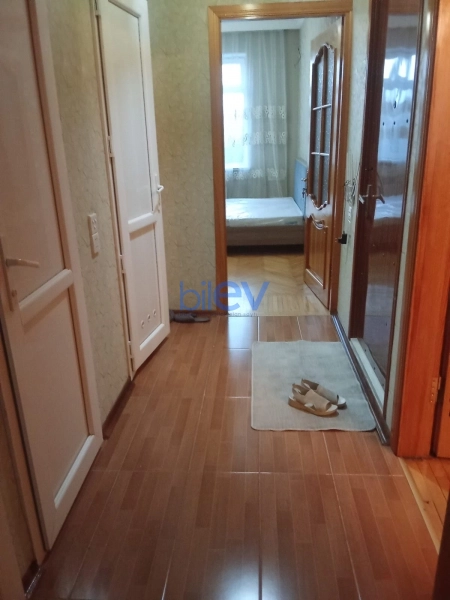 Aylıq Kirayə 2 otaqlı Köhnə Tikili bina evi  55m², Bakı