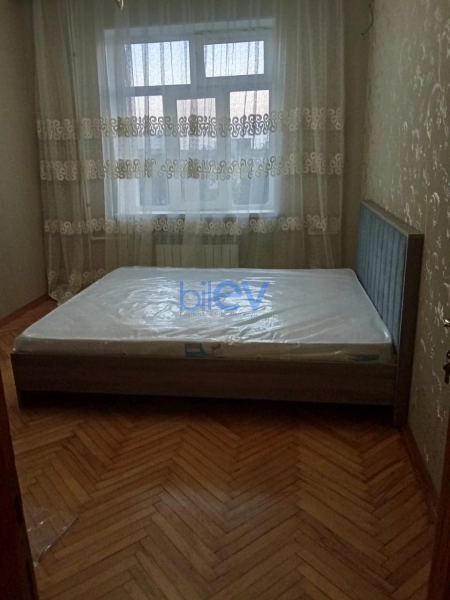 Aylıq Kirayə 2 otaqlı Köhnə Tikili bina evi  55m², Bakı