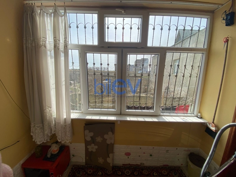 Satış 8 otaqlı Həyət evi  300m², Bakı