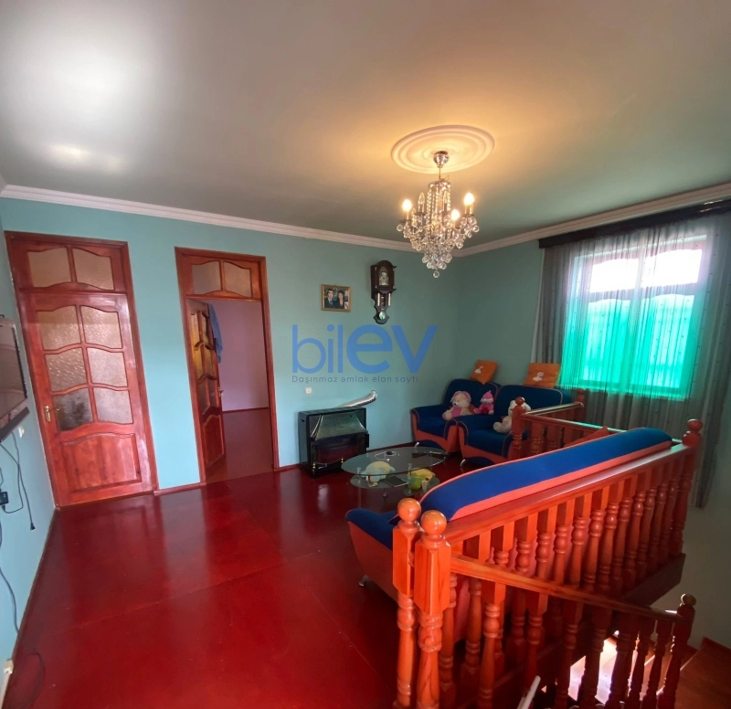 Satış 8 otaqlı Həyət evi  300m², Bakı