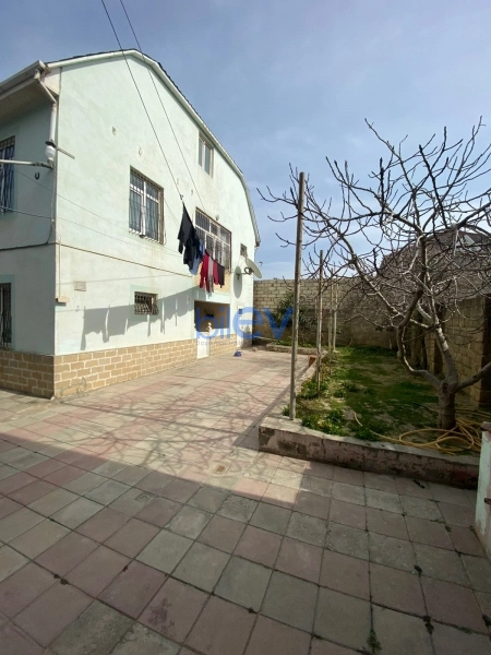 Satış 8 otaqlı Həyət evi  300m², Bakı