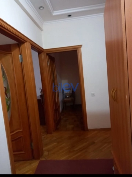 Aylıq Kirayə 3 otaqlı Yeni Tikili bina evi  96m², Bakı