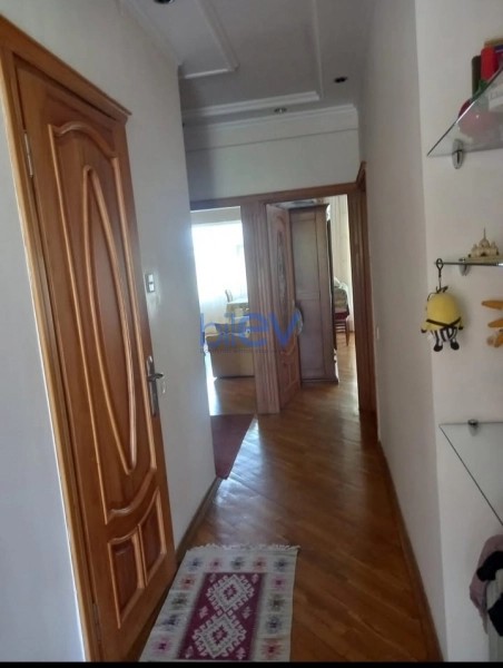 Aylıq Kirayə 3 otaqlı Yeni Tikili bina evi  96m², Bakı