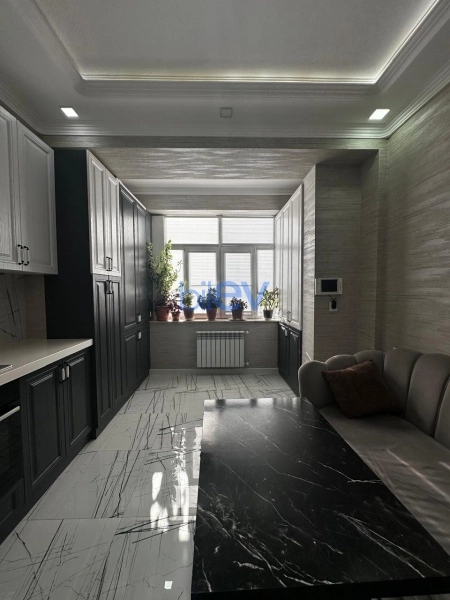 Satış 3 otaqlı Yeni Tikili bina evi  110m², Bakı