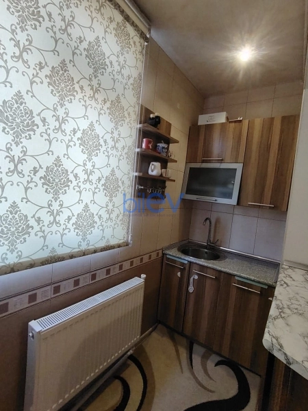 Satış 2 otaqlı Köhnə Tikili bina evi  45m², Bakı