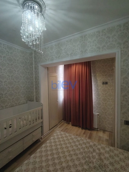 Satış 2 otaqlı Köhnə Tikili bina evi  45m², Bakı