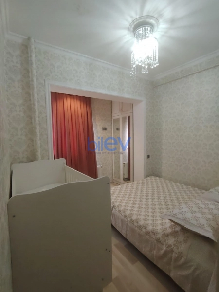 Satış 2 otaqlı Köhnə Tikili bina evi  45m², Bakı