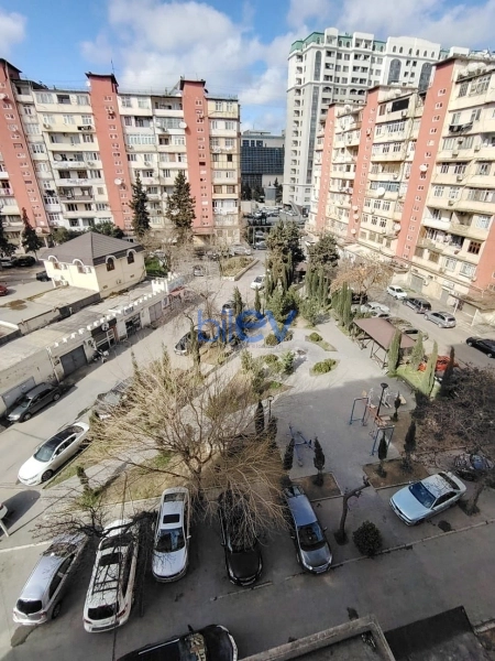 Satış 2 otaqlı Köhnə Tikili bina evi  45m², Bakı