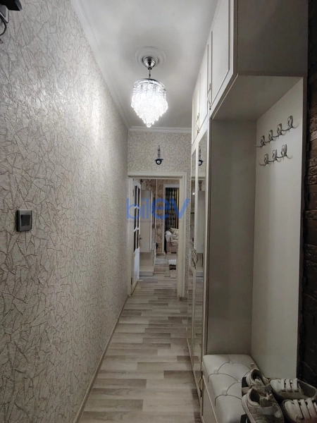 Satış 2 otaqlı Köhnə Tikili bina evi  45m², Bakı