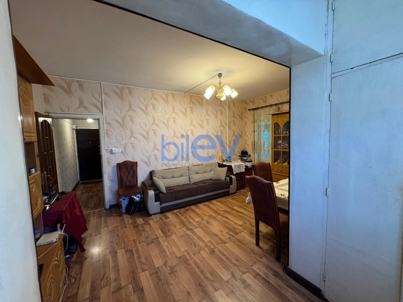 Satış 2 otaqlı Köhnə Tikili bina evi  45m², Bakı