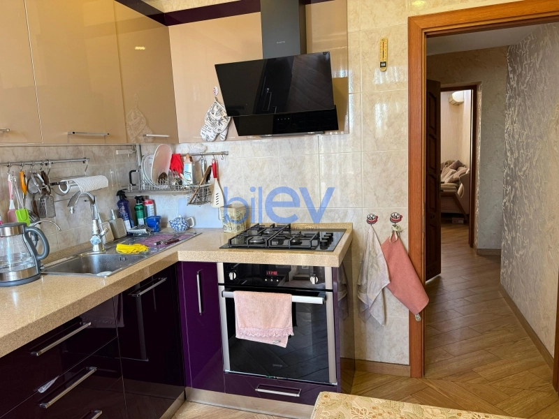 Satış 2 otaqlı Köhnə Tikili bina evi  64m², Bakı