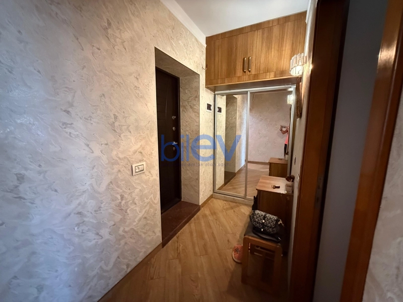Satış 2 otaqlı Köhnə Tikili bina evi  64m², Bakı