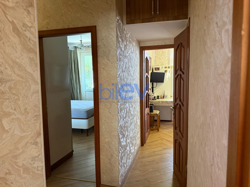 Satış 2 otaqlı Köhnə Tikili bina evi  64m², Bakı