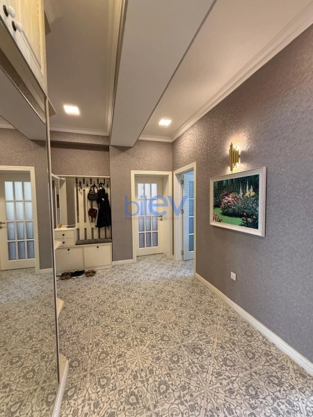 Satış 2 otaqlı Yeni Tikili bina evi  76m², Bakı