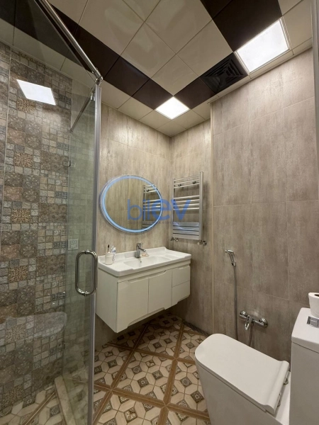 Satış 2 otaqlı Yeni Tikili bina evi  76m², Bakı