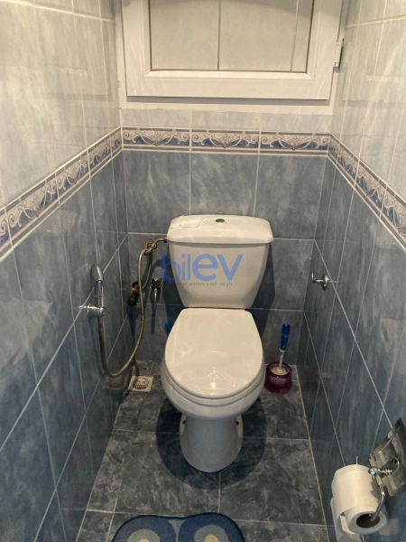 Satış 2 otaqlı Köhnə Tikili bina evi  51m², Bakı