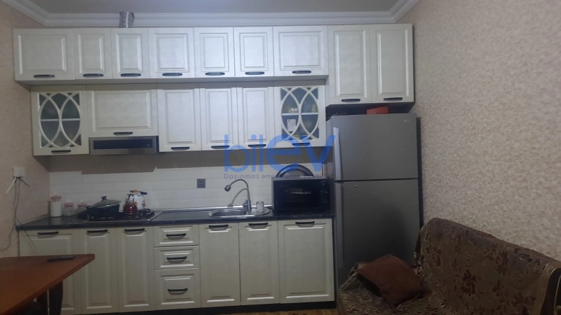 Satış 6 otaqlı Köhnə Tikili bina evi  110m², Bakı