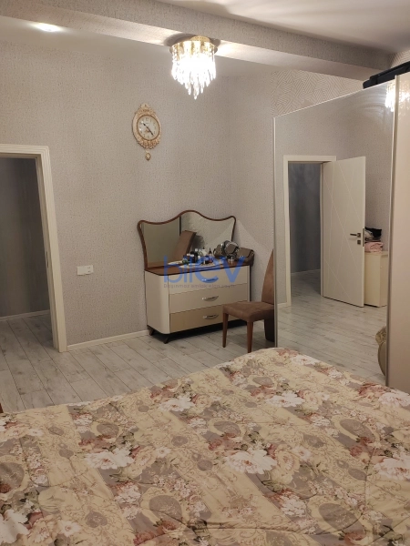 Satış 3 otaqlı Yeni Tikili bina evi  117m², Sumqayıt