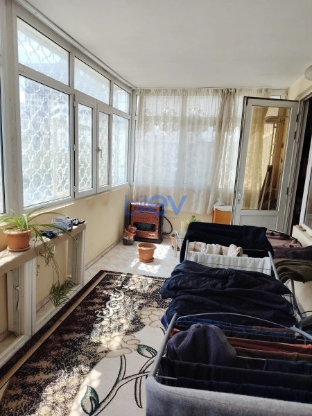 Satış 3 otaqlı Köhnə Tikili bina evi  120m², Bakı