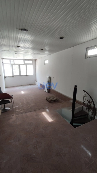 Aylıq Kirayə 2 otaqlı Obyekt  70m², Bakı