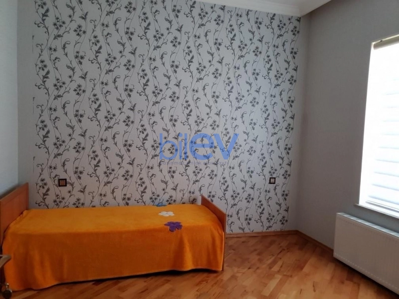 Aylıq Kirayə 6 otaqlı Həyət evi  260m², Bakı