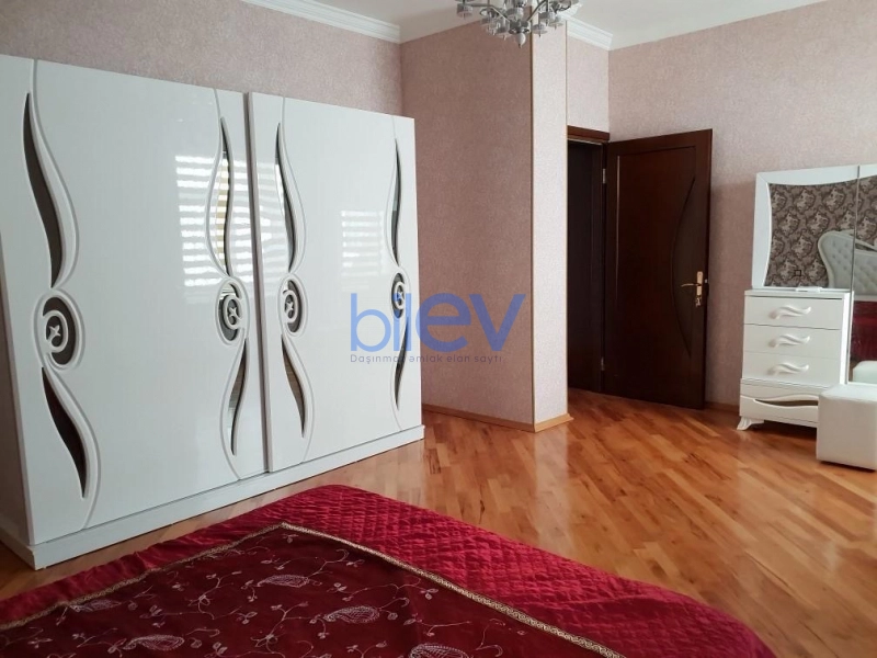 Aylıq Kirayə 6 otaqlı Həyət evi  260m², Bakı
